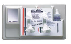 Uvex lens cleaning station